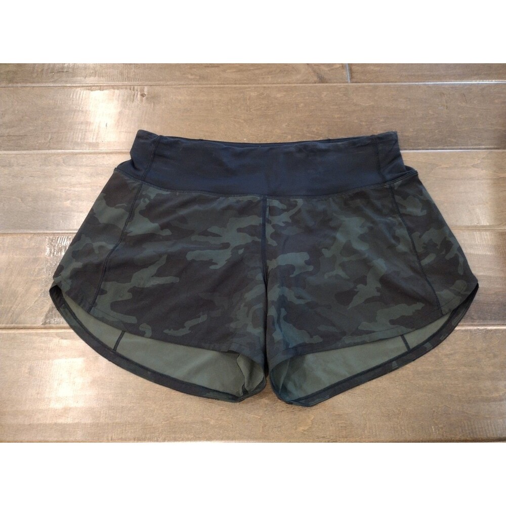 LULULEMON Women's Speed Up green black Camo HR High Rise 4" shorts - size 6